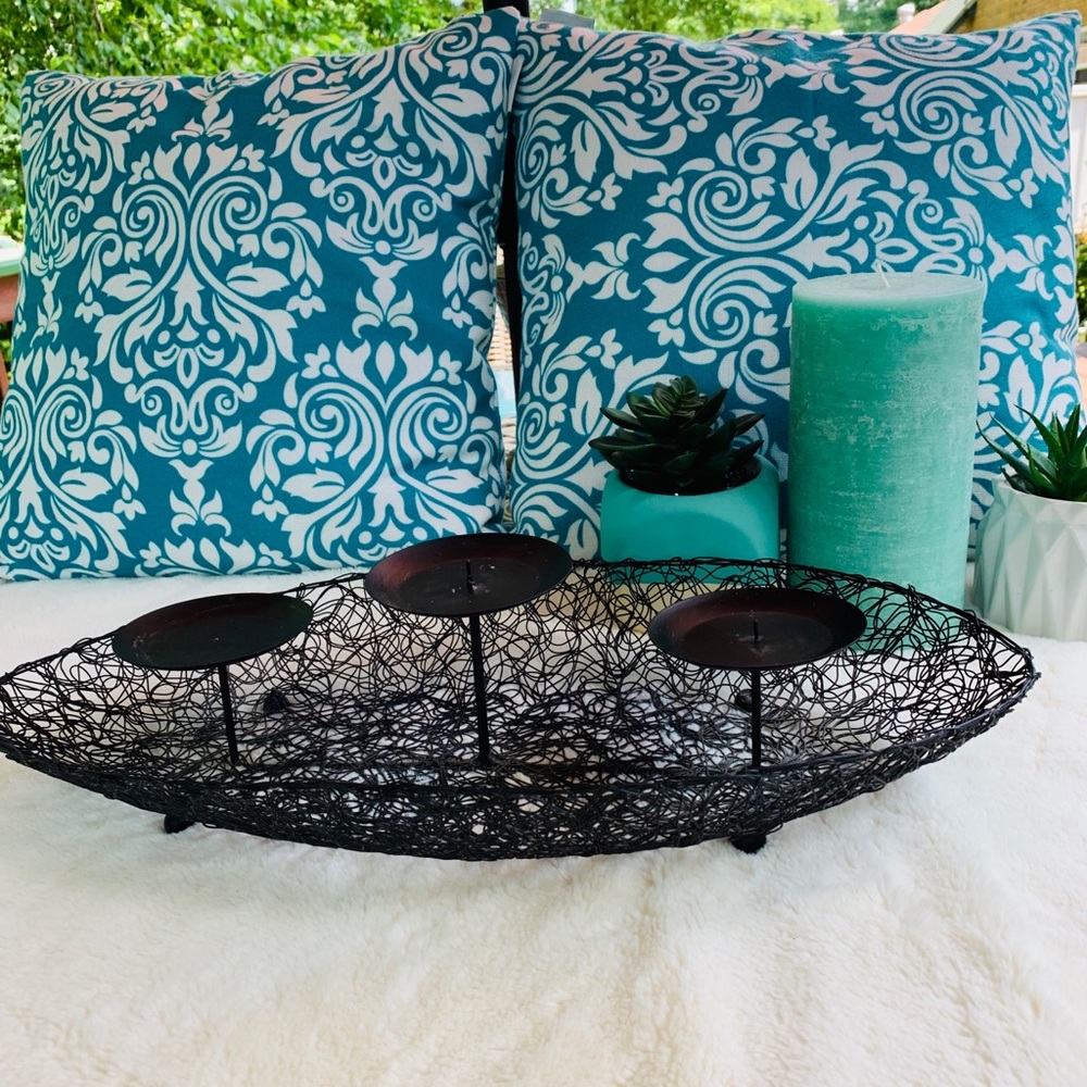Centerpiece Black Metal 3 Candle Holder